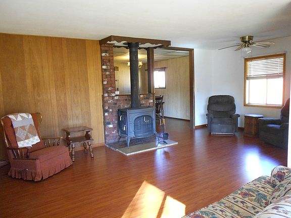 Spacious living room.