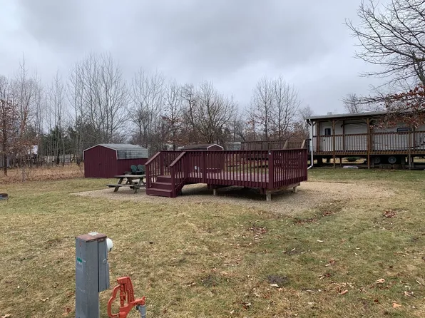 19/1 Woodhaven Dr E, Sublette, IL 61367