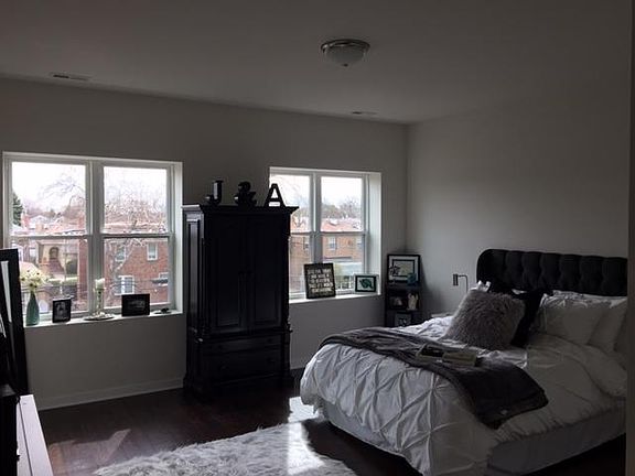 5th image of 2939 N Harlem Ave APT 309