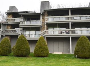 405F Fairway Ln, Spruce Pine, NC 28777