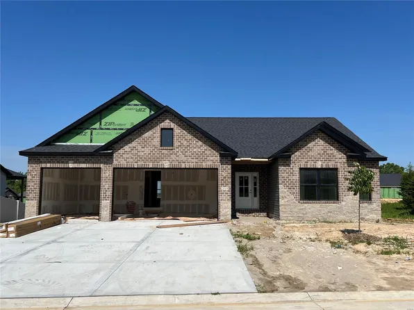 2919 Kehrswood Ct, Maryville, IL 62062