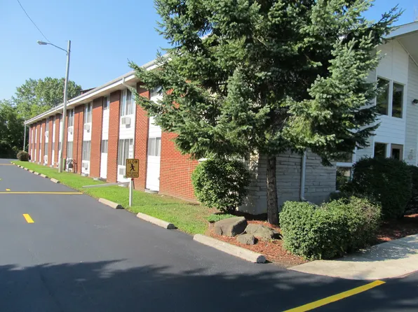 4307 Durand Ave #110, Racine, WI 53405