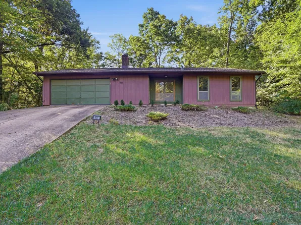 831 Oak Lawn Dr, Columbia, MO 65203