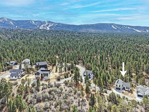 2nd image of 445 Woodcreek Dr