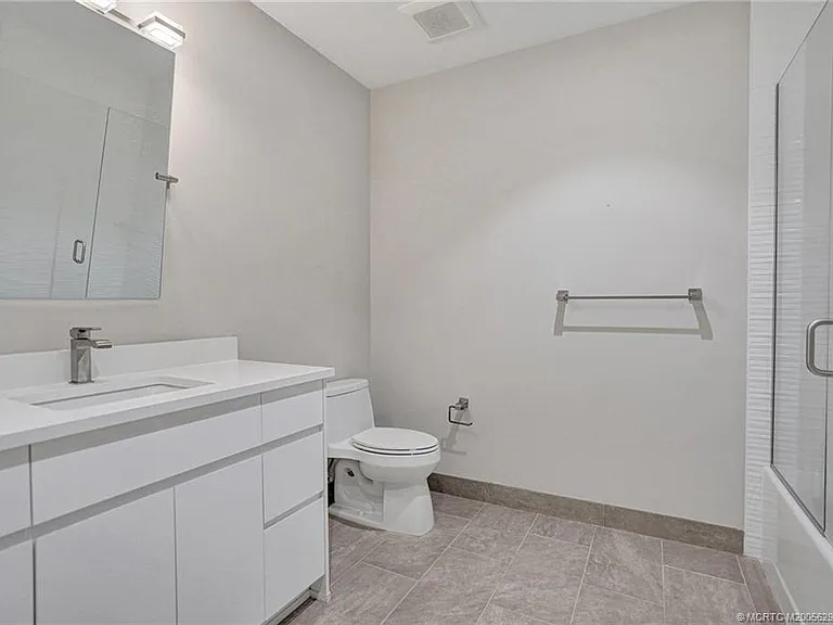 41 Seminole Southwest St #209 — Photo 21