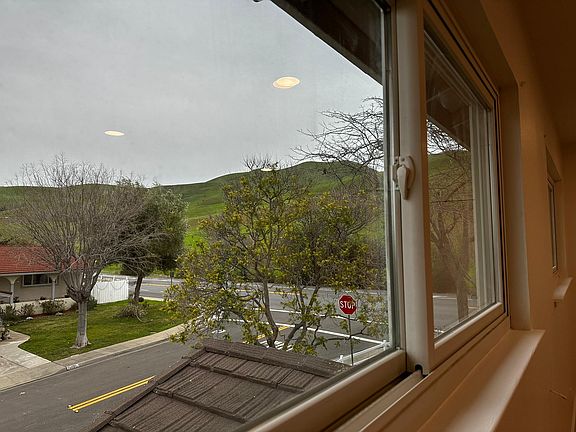 5th image of 2268 Mesa Verde Dr