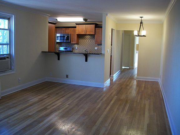5th image of 2320 Linwood Ave #5B-205B