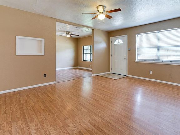 4th image of 1217 W Felix St