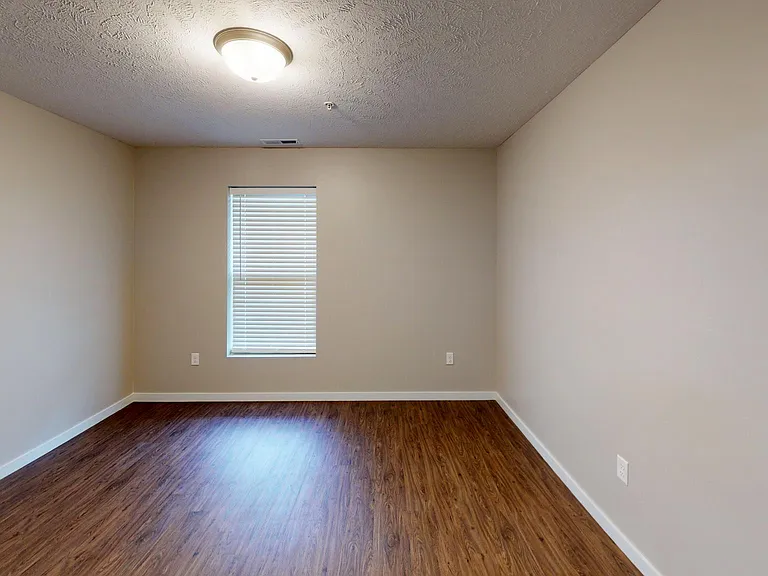 Talon Apartments — Photo 78