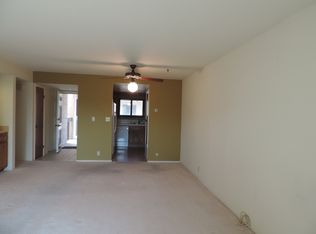 950 Virginia St APT 202, El Segundo, CA 90245