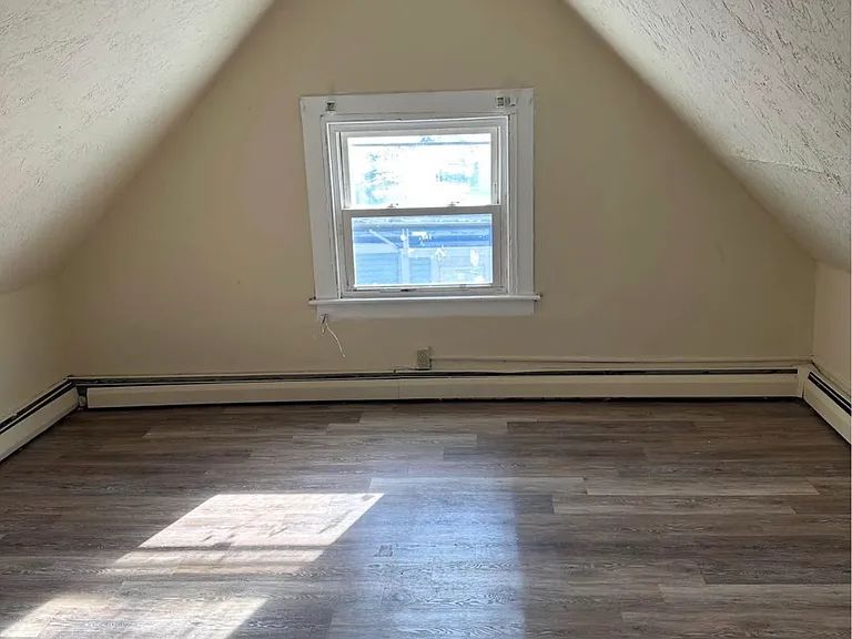 113 Bassett St #3 — Photo 6