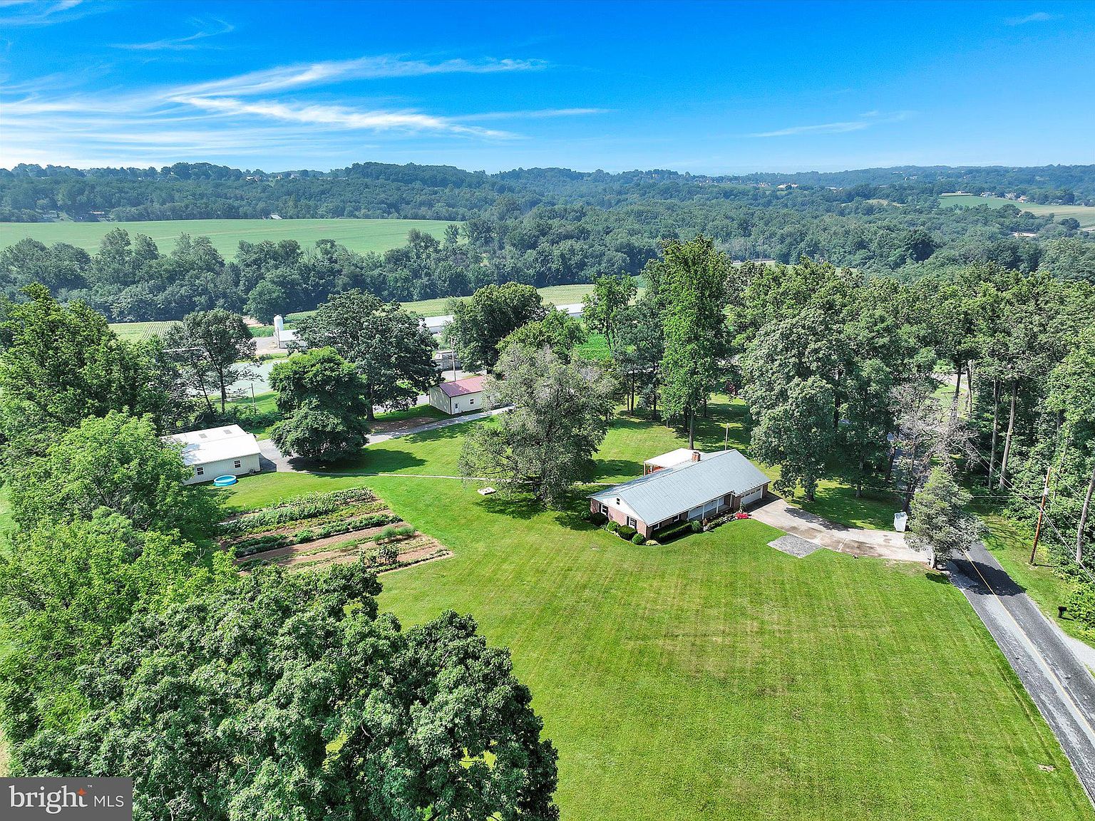 1325 Furnace Hill Rd, Stevens, PA 17578 | Zillow