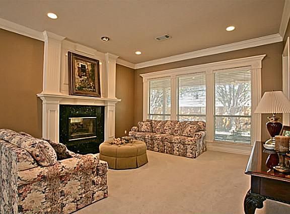 4th image of 793 Mockingbird Ct
