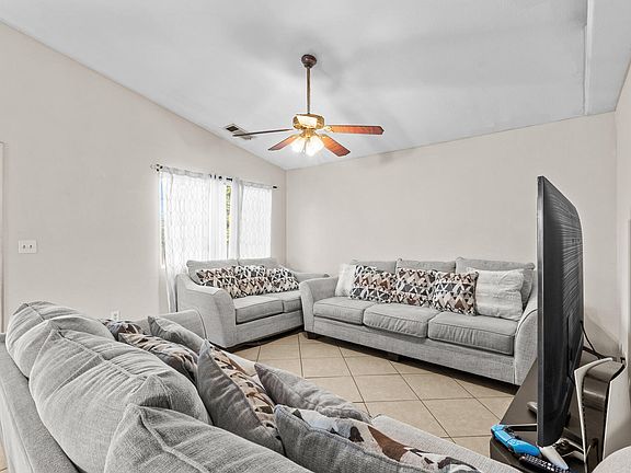 3rd image of 288 N Dwight Avenue