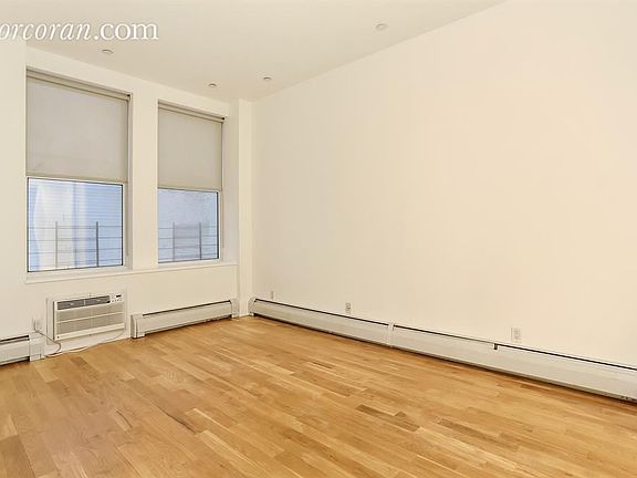 5th image of 102-104 Fulton St #5W