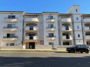 11848 1/2 Kiowa Ave #PENTHOUSE 3, Los Angeles, CA 90049