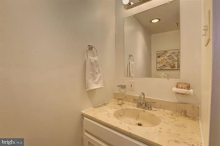 4601 N Park Ave #N-1404 — Photo 11