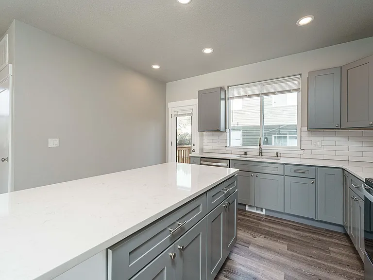 804 NW 7th Ave — Photo 8