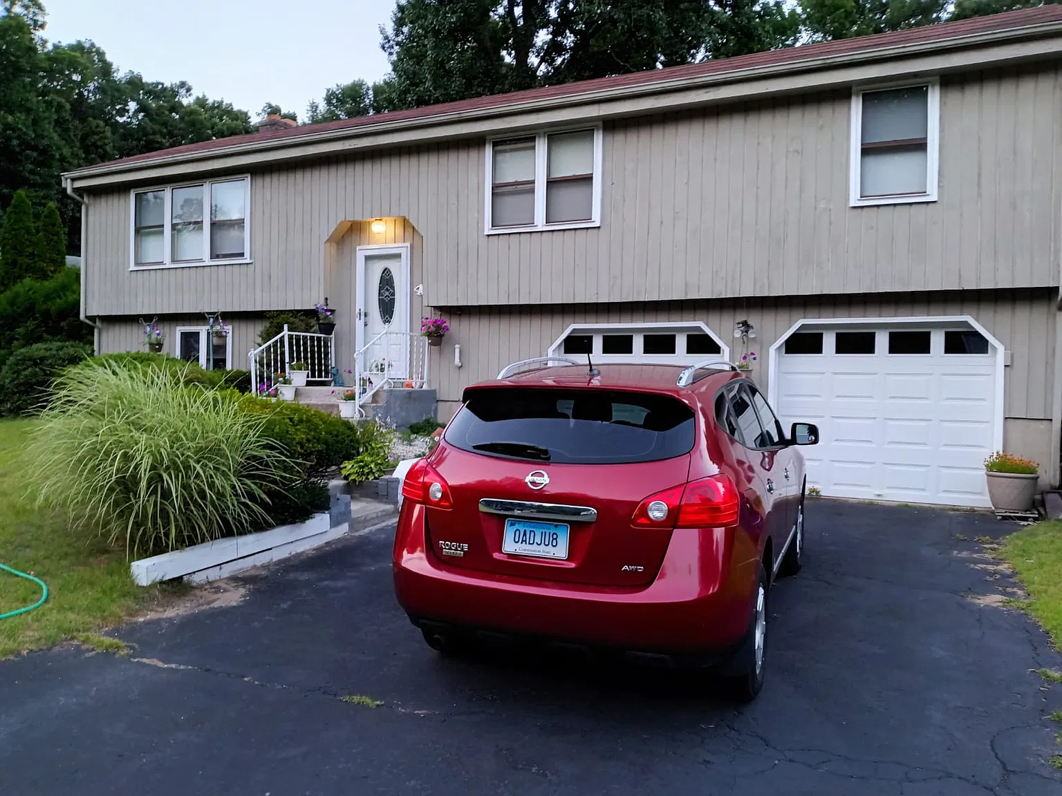 3 bed, 2.5 bath, 1314 sqft, $2,200 — Photo 2