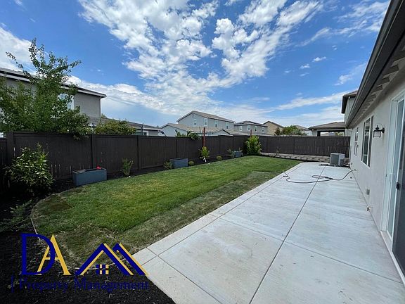 2nd image of 4215 Whitethorn Dr