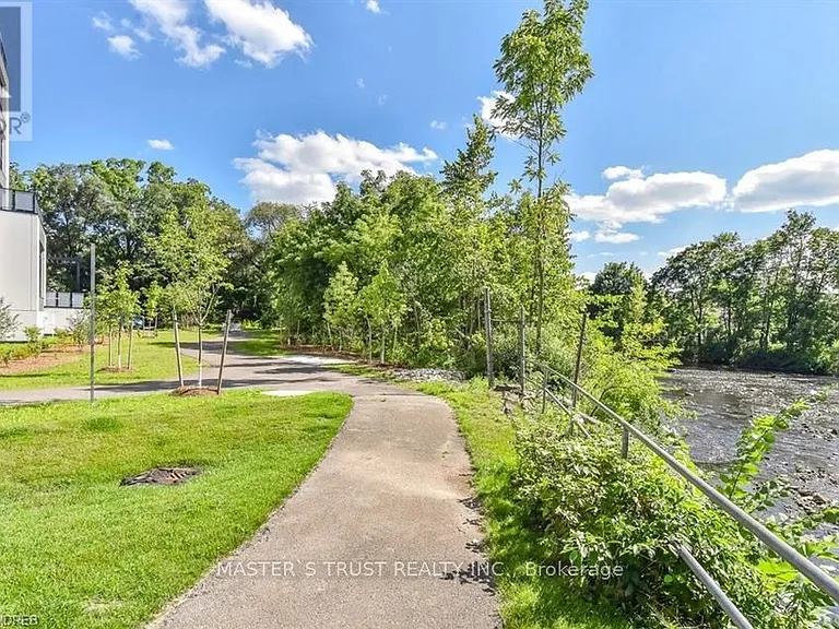 71 Wyndham St S #902 — Photo 8