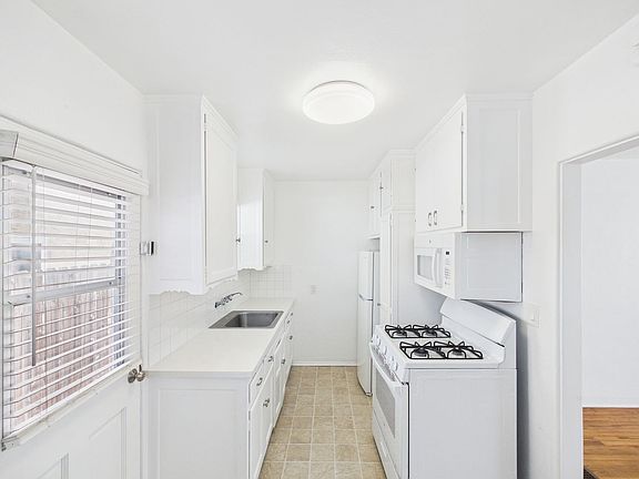 3rd image of 756-762 G Ave #758