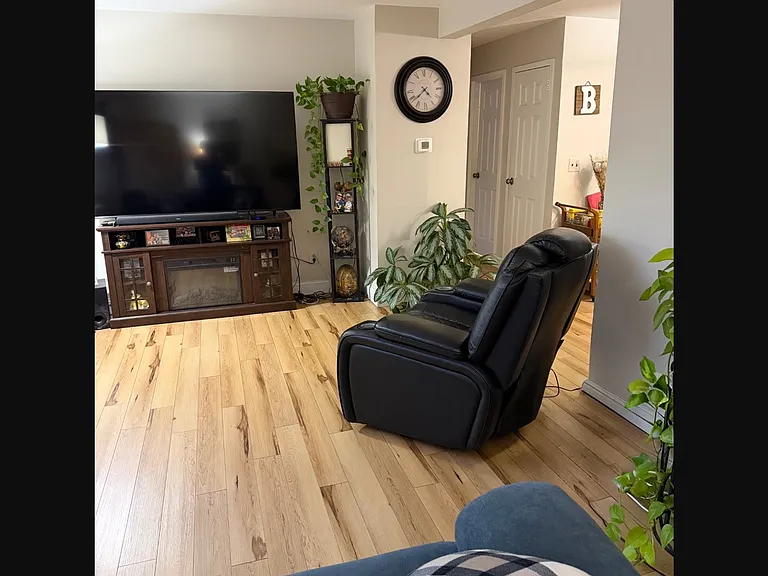 331 Cricket Ln #A — Photo 8