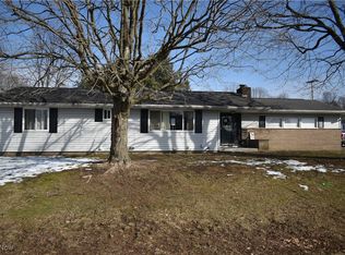 1768 S 14th St, Coshocton, OH 43812