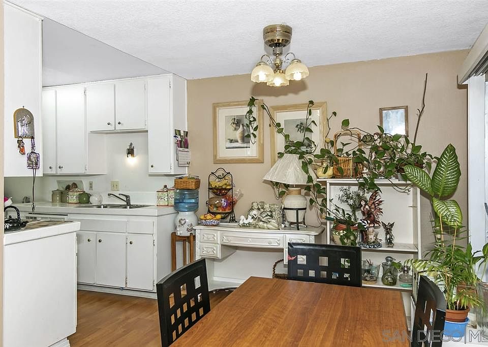 1st image of 2716 Alta View Dr