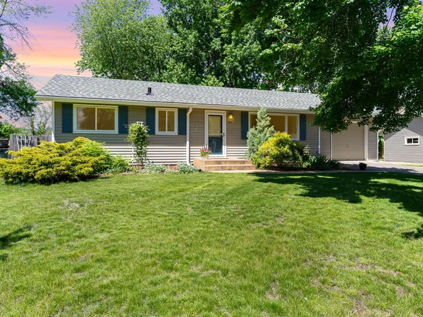 1826 Walnut St, Hastings, MN 55033