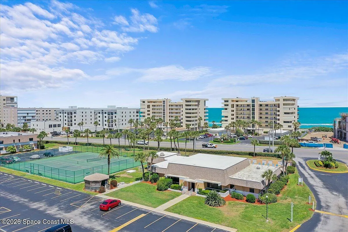 2 bed, 2.0 bath, 1131 sqft, $2,100 — Photo 3