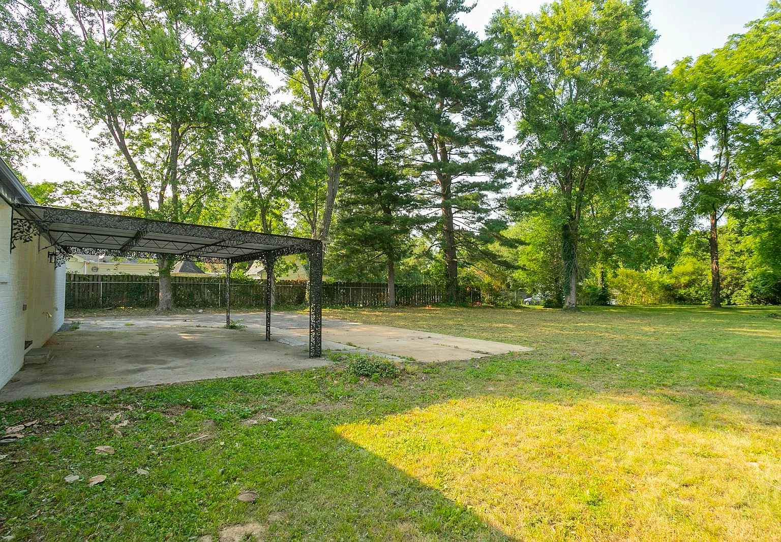 1229 Berwick Trail — Photo 3
