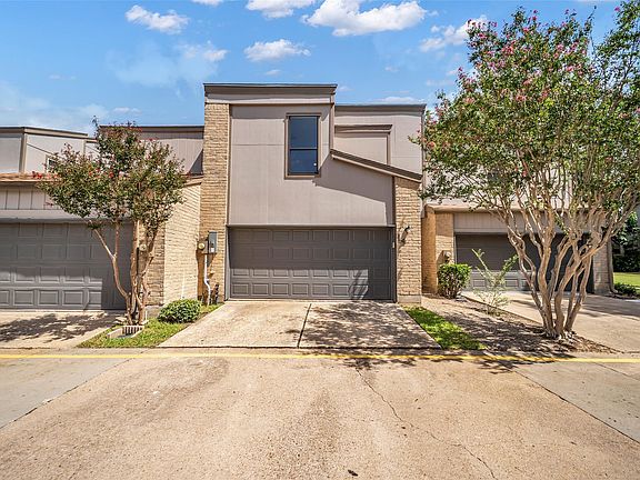 2nd image of 880 Tully Rd APT 14