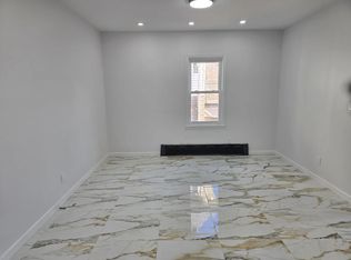 606 E 3rd St #2, Brooklyn, NY 11218