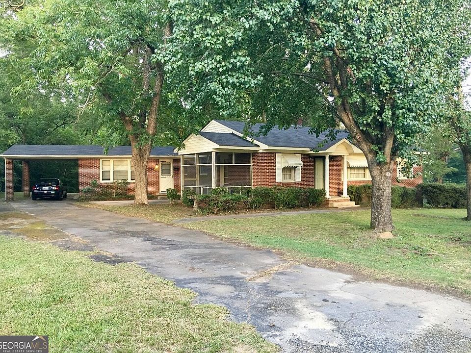 1st image of 67 Lakeview Dr