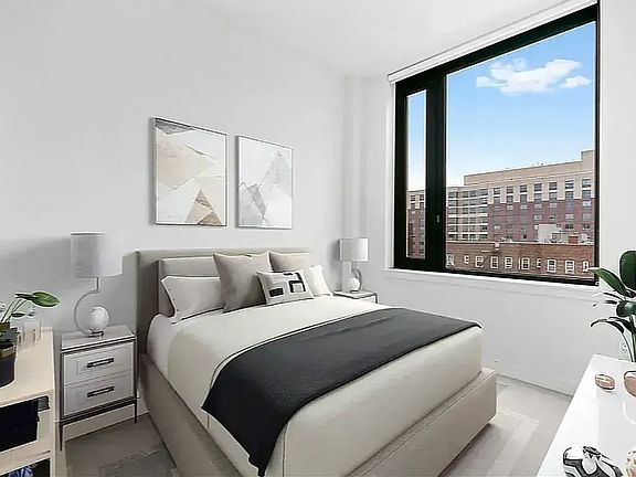 4th image of 15310 88th Ave #700