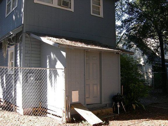 3rd image of 1820 Tillman Ave