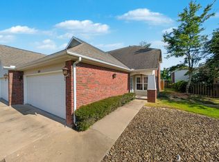 904 W Dixson St, Rogers, AR 72758