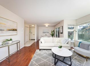 7171 Blundell Rd #4, Richmond, BC V6Y 1J5