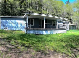 17303 Canyon Dr, Brookings, OR