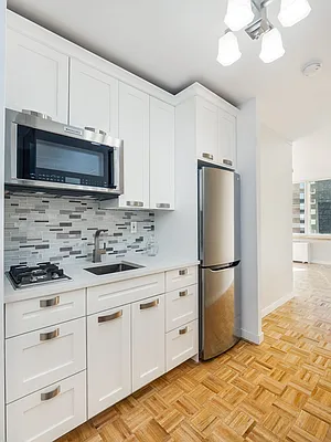 Sold by HomeLister Inc | media 9