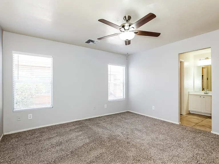 22807 W Gardenia Dr — Photo 10
