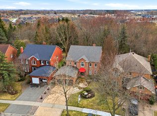 39 Kennett Dr, Whitby, ON L1P 1L5