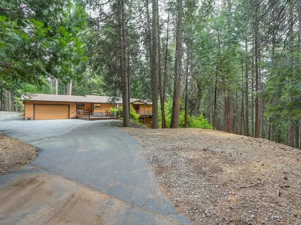 4572 Park Woods Dr, Pollock Pines, CA 95726