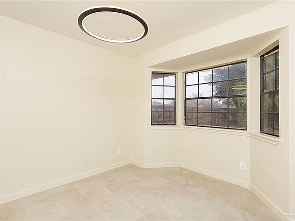 5th image of 6204 N 31st St