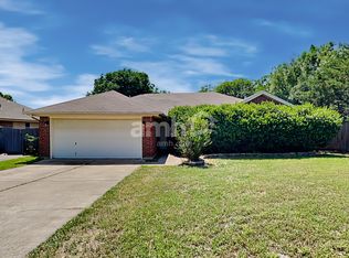 307 Marshall Creek Rd, Roanoke, TX 76262