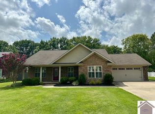 1006 Doran Rd, Murray, KY 42071