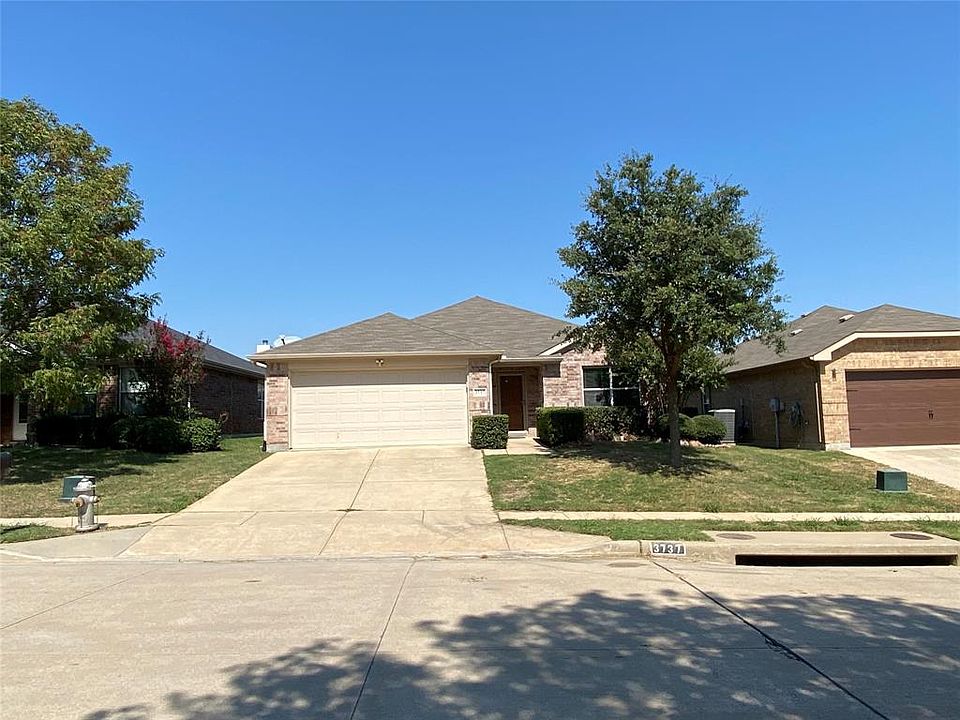 1st image of 3737 Palm Dr