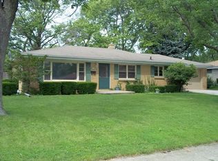 511 Bevan Dr W, Joliet, IL 60435