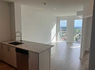 4055 Parkside Village Dr #1211, Mississauga, ON